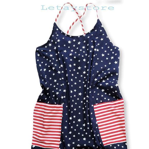 New! AMERICA & BEYOND American Flag Patriotic Print Mini Dress Beach Cover-up - Picture 5 of 7